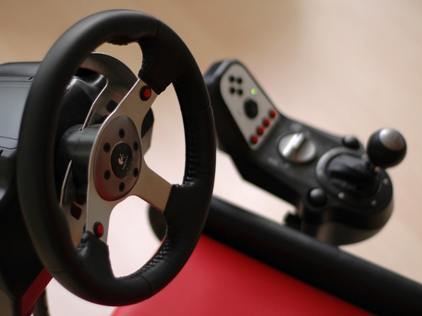 Logitech G25 steering wheel